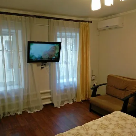 Apartment Nr Railway Station Odesa Exterior photo